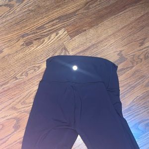 Black lululemon wunder unders